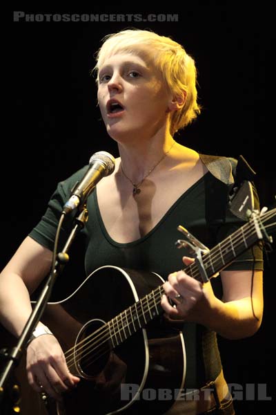 LAURA MARLING - 2008-04-19 - PARIS - La Maroquinerie - Laura Beatrice Marling